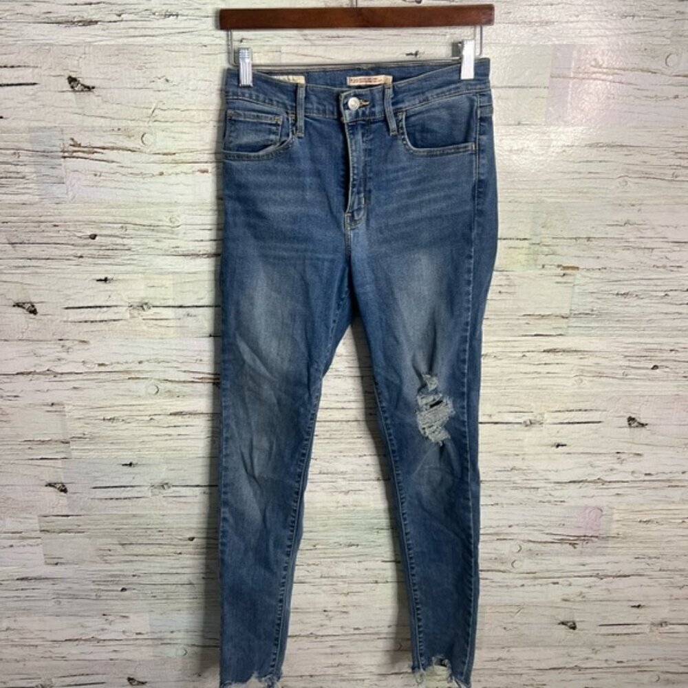 Levi's Blue super Skinny Jeans high rise 720 with Distressed Details